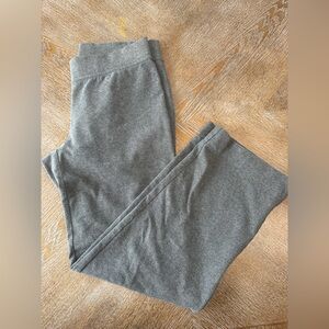 Lands End Gray Pull On Pants M(10/12) Waist32” Inseam29” Mid Rise Straight Leg